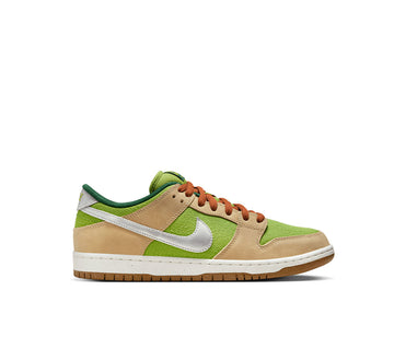 Nike SB Dunk Low Pro