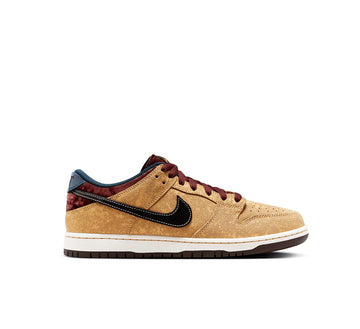 Nike SB Dunk Low Pro