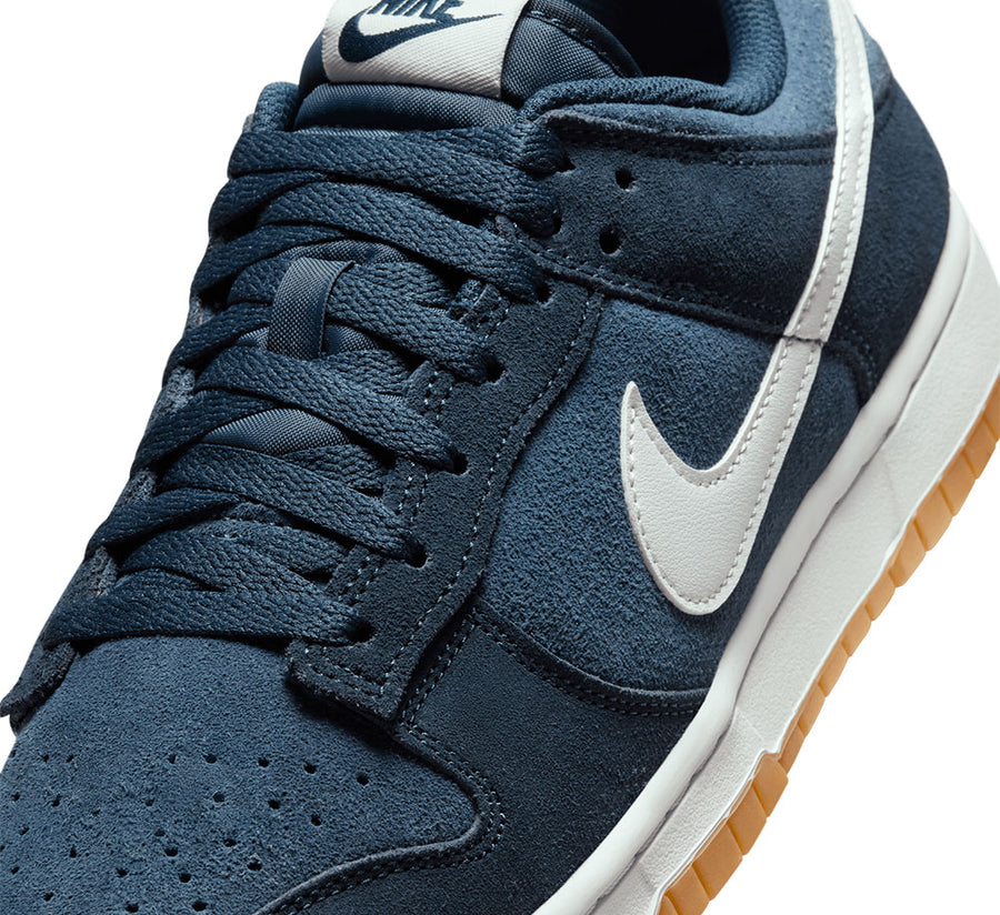 Nike Dunk Low Retro SE