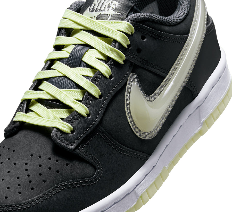 Nike Dunk Low SE (GS)