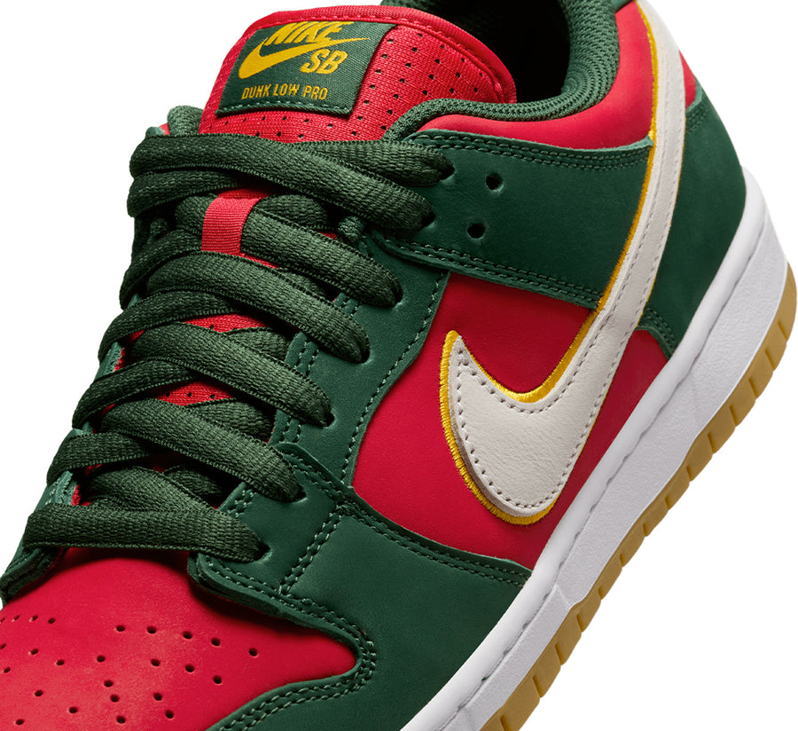 Nike SB Dunk Low Pro